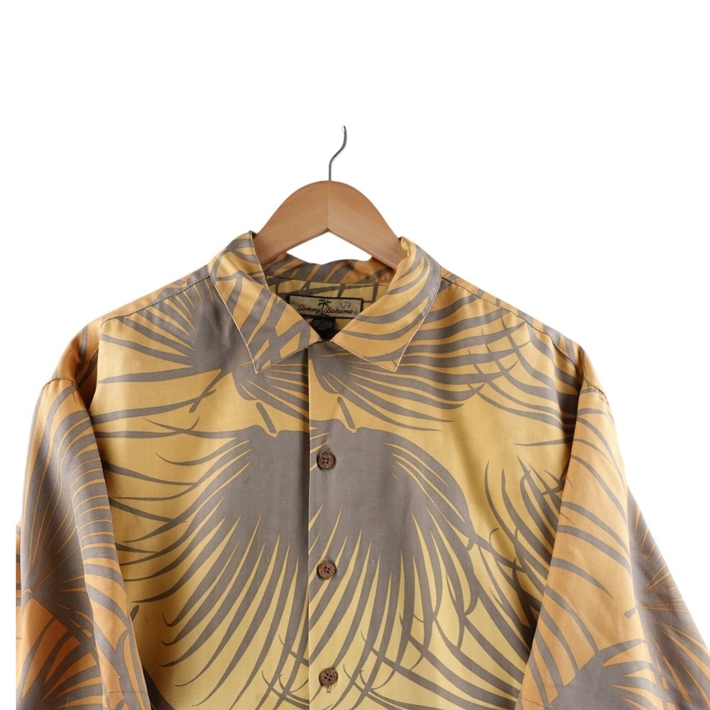Tommy Bahama Silk Hawaiian Shirt Mens M Yellow Gray Palm Leaf Print Button Up‎